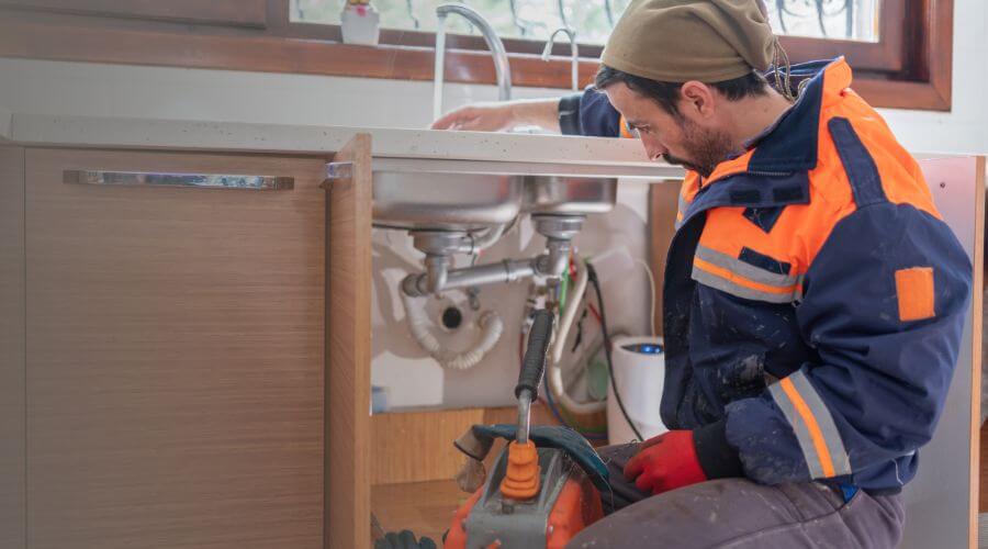 Professional expert plumbing services in Hartshorn, MO